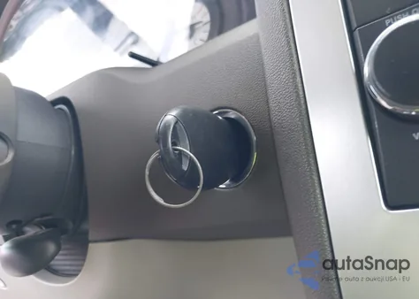 2010 Chrysler 300 Touring/Signature Series/Executive Series from USA, damaged, VIN 2C3CA5CV4AH155375